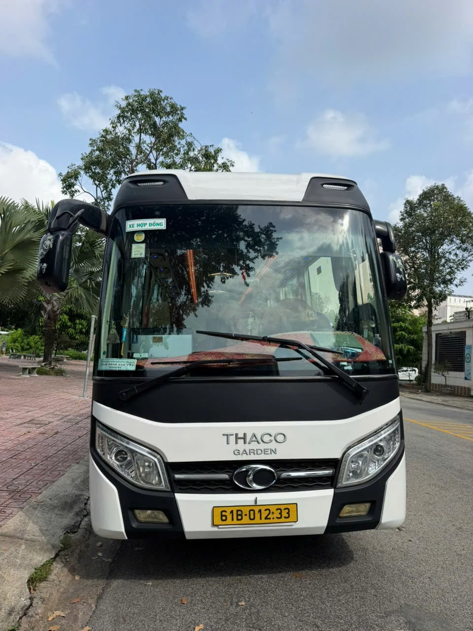Thuê xe 29 chỗ Thaco Garden đưa đón công nhân Bình Dương